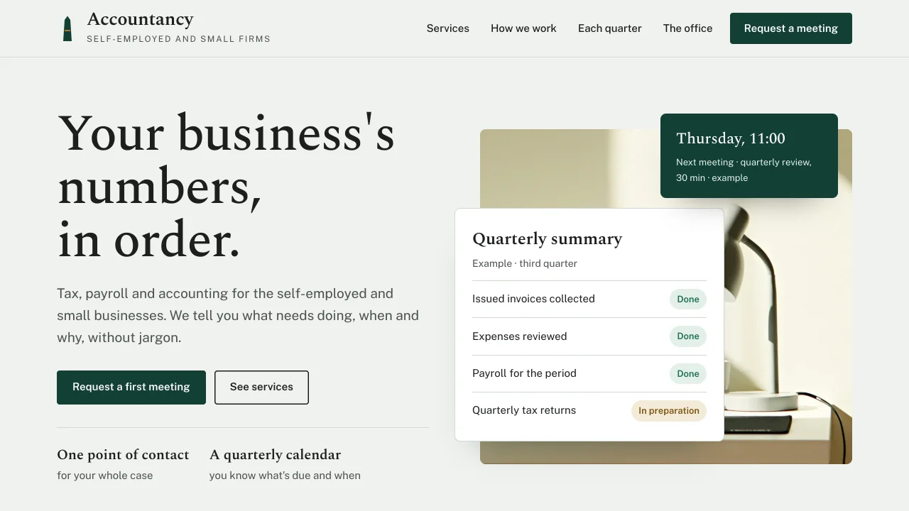 The accountancy concept on a computer: the opening, the list of what to bring each quarter depending on the case, and the enquiry form.