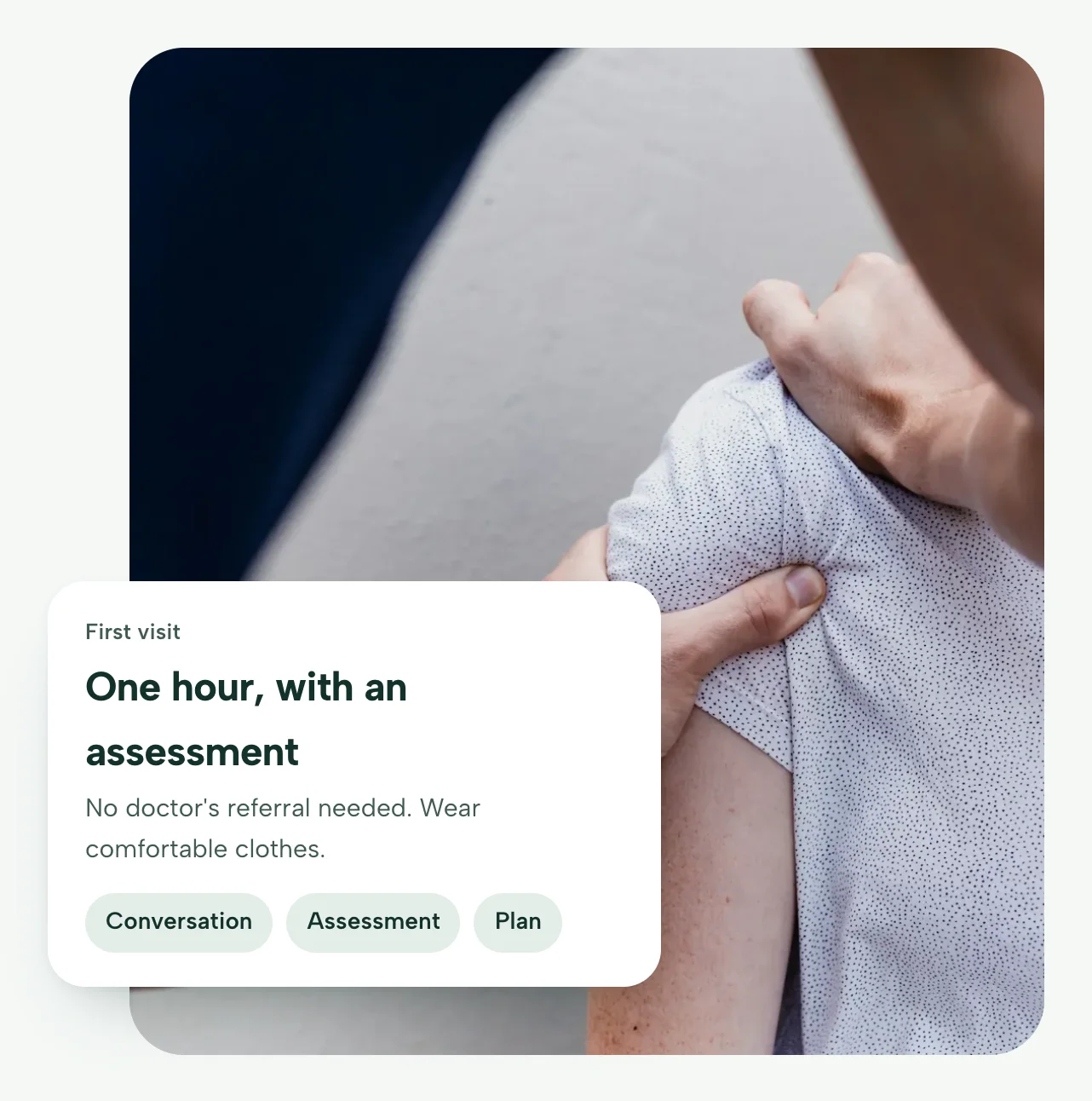 The first-visit card from the physiotherapy concept, over a treatment photograph: one hour, with an assessment, and the visit's three steps.